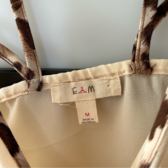 E&M Beige Creme Flowy Tank Top Blouse with Animal Print Straps Cute Buttons - Picture 12 of 12